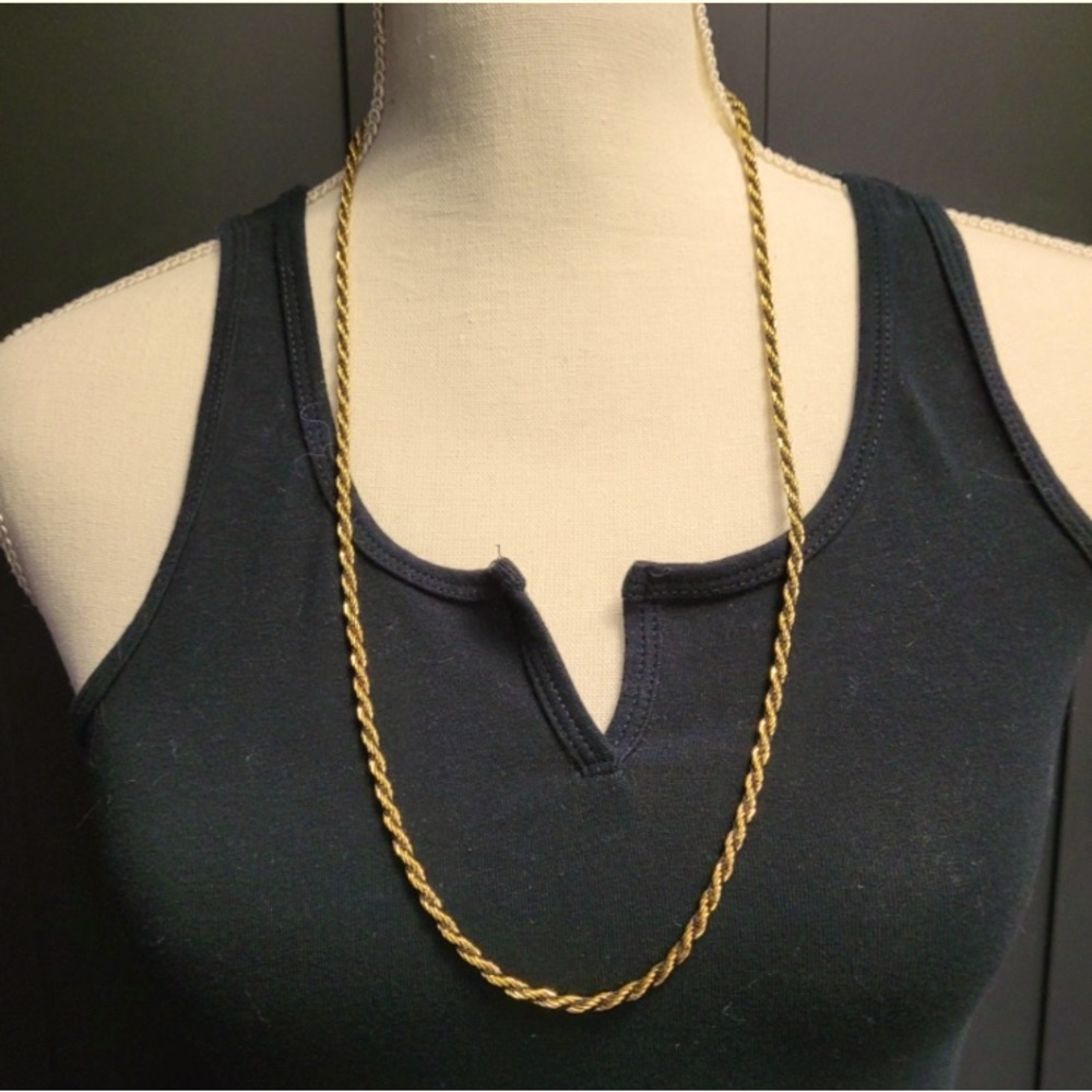 Vintage gold rope chain 28" necklace. Gold tone , retro. Non tarnish